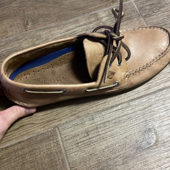 Size 10.5 Sperry brown - Picture 3 of 3